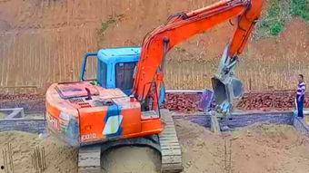 国产挖掘机伐木视频大全,视频大全揭秘高效伐木新篇章